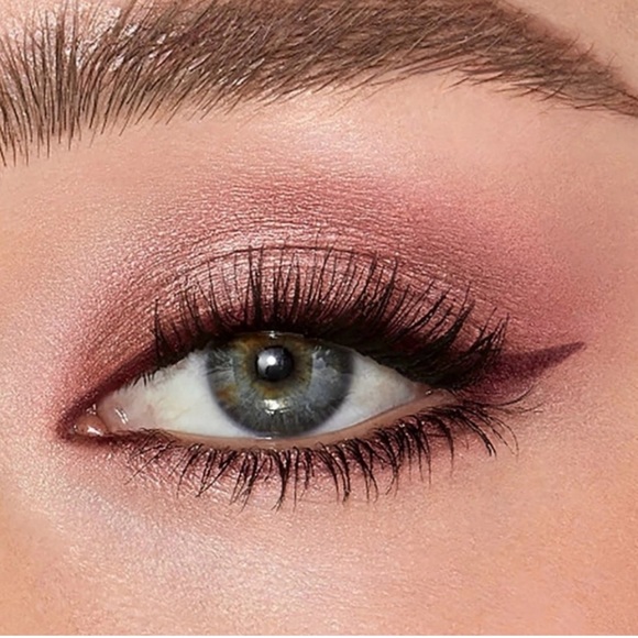 Charlotte Tilbury Rose Gold Eyeshadow - Picture 2 of 6